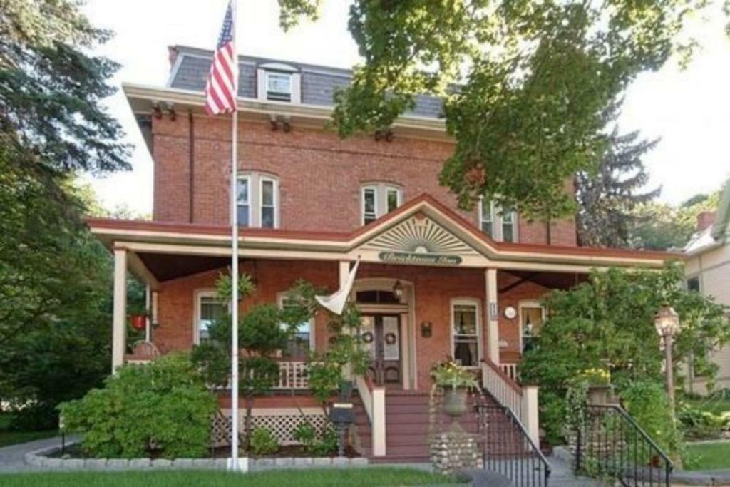 Hvilke hoteller er tættest på Westchester County Lufthavn? Haverstraw Eksteriør billede