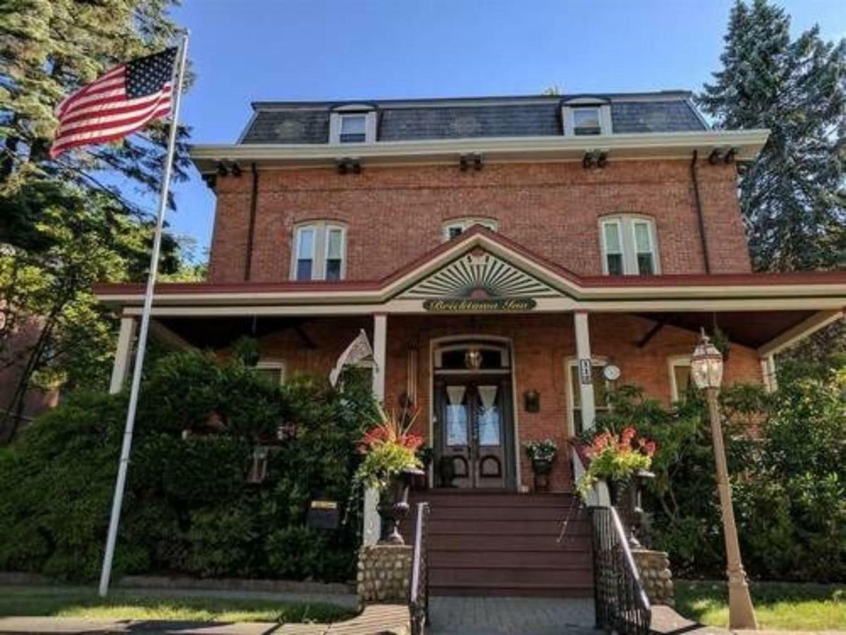 Hvilke hoteller er tættest på Westchester County Lufthavn? Haverstraw Eksteriør billede